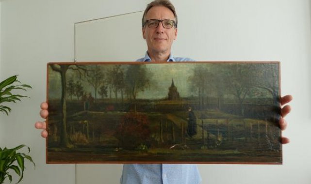 Çalınan Van Gogh tablosu müzeye geri döndü