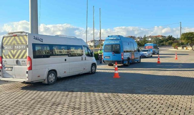 Çanakkale'de okul servis araçlarına denetim