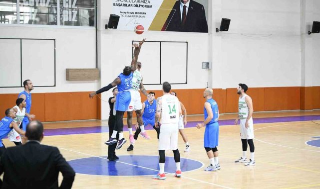 Çayırova Belediyesi, ilk maçından zaferle ayrıldı