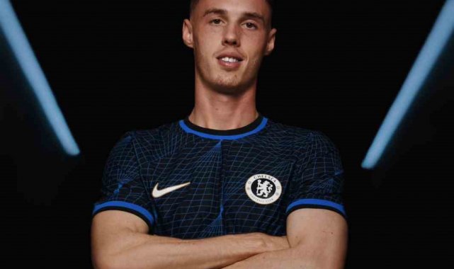 Chelsea, Cole Palmer ile 7+1 yıllık sözleşme imzaladı