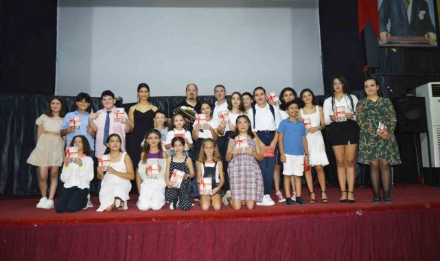 Çine'de drama kursu yılsonu gösterisiyle sona erdi