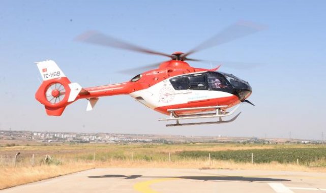 Diyarbakır'da ambulans helikopter felç geçiren hasta için havalandı