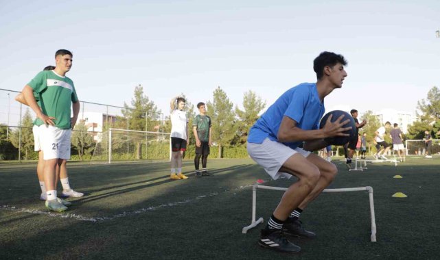 Diyarbakır'da yetişen çocuk ve genç futbolcular, Süper Lig takımlarına hazırlanıyor