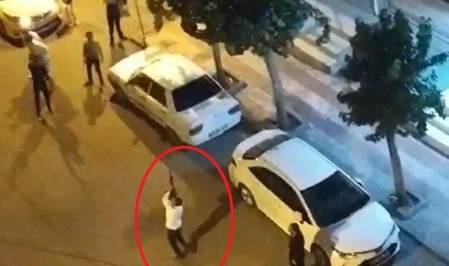 Düğünden çıkıp, uzun namlulu silah ve tabancayla havaya ateş ettiler
