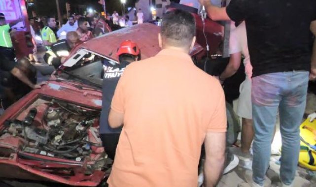 Elazığ'da 2 otomobil çarpıştı: 6 yaralı