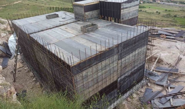Elazığ'da merkez ile ilçelerde su ve kanal hizmetleri sürüyor
