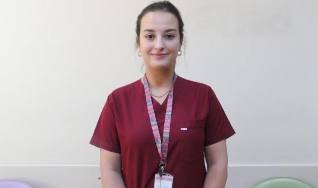 Elif hemşire, lenfomayı yendiği hastanede hastaların ümidi