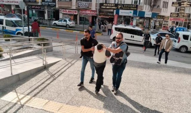 Eski eşini öldüren şüpheli adliyeye çelek yelekle getirildi