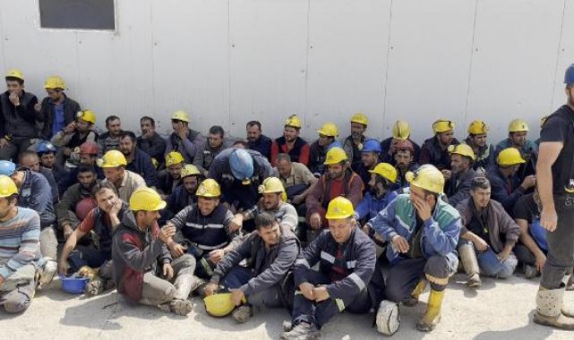 Eskişehir'de kömür madeni işçileri, açlık grevini bırakıp oturma eylemine geçti