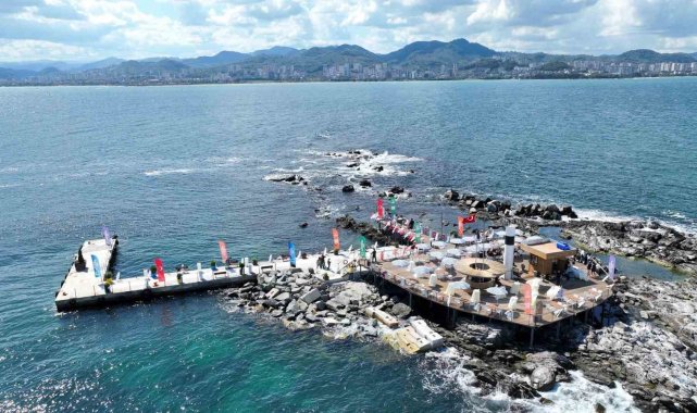 Fener Adası'na ücretsiz sefer