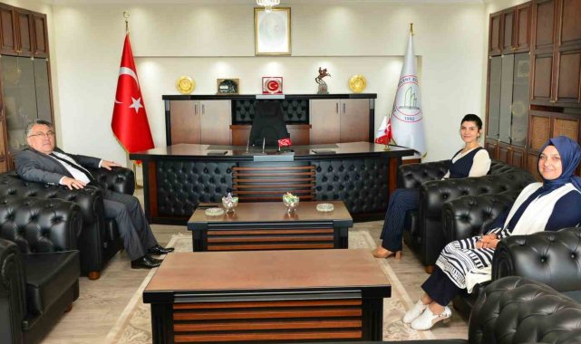 Hakimlerden Rektör Özölçer'e ziyaret