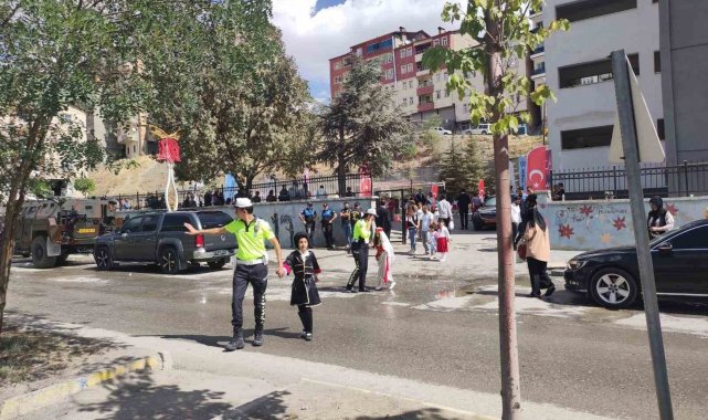Hakkari' de trafik denetimleri arttırıldı