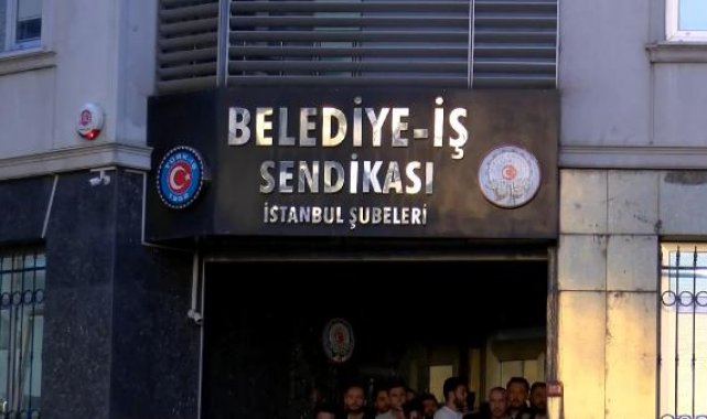 İBB ile imzalanan toplu sözleşmeyi reddeden çalışanlar eylem yaptı