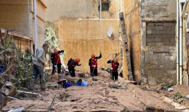 İHH'dan Libya'ya acil yardım çalışmaları