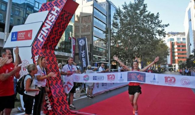 İzmir'de yarı maraton zamanı