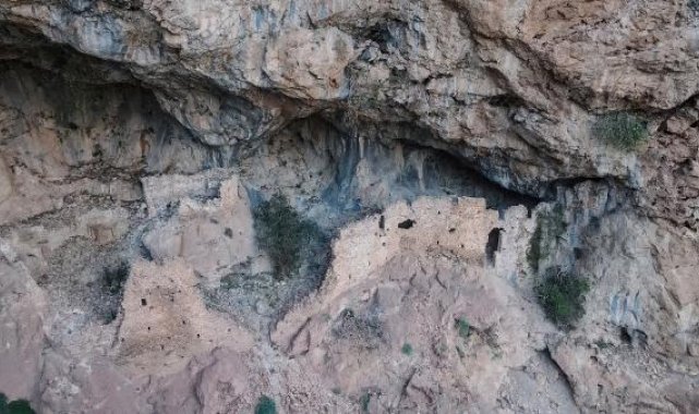 Karanlıkdere'deki gizemli manastır kurtarılmayı bekliyor