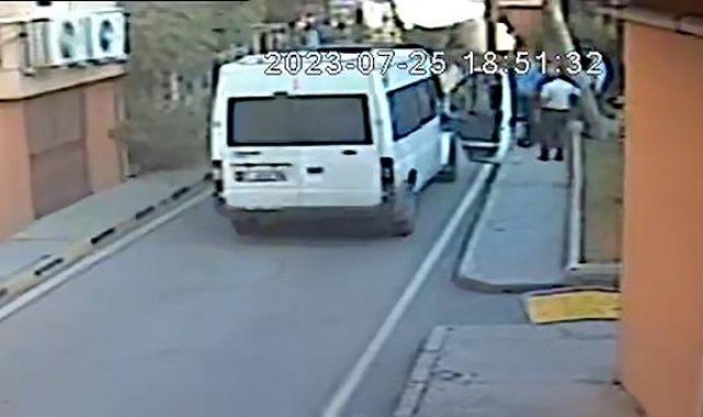 Kardeşinin cenazesini almaya gitti, 'yol vermeme' tartışmasında bıçaklandı