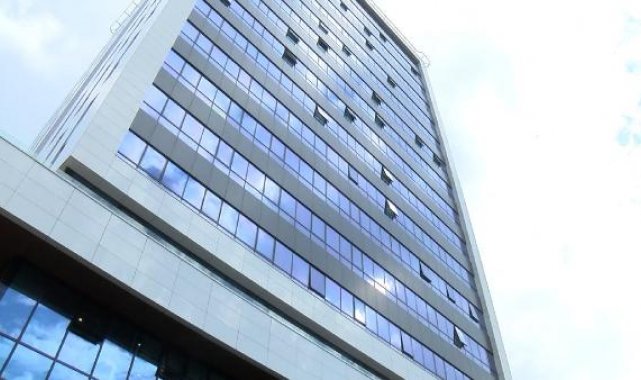 Kartal'da not bırakıp 11. kattan atlayan kadın avukat hayatını kaybetti