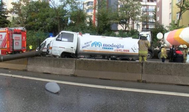 Kartal'da mazot yüklü tanker ile beton mikseri çarpıştı
