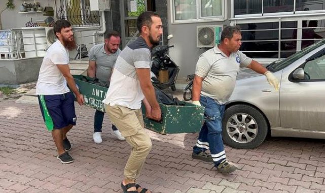 Kazakistanlı 9 aylık hamile kadın, evinde ölü bulundu