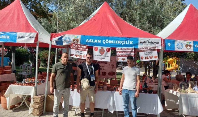 Kınık çömlekleri İzmir'deki festivalde yerini aldı