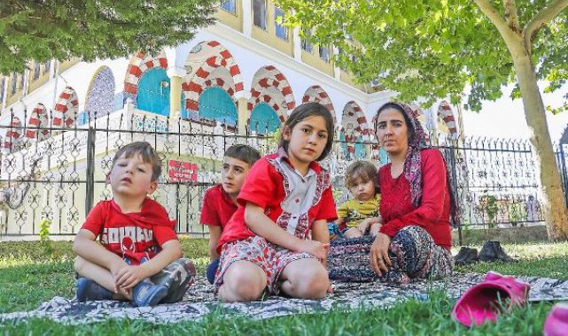 Kiralık daire bulamayınca sokakta kalan aile, misafirhaneye yerleştirildi