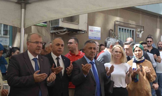 Kızılay Sosyal Market açıldı