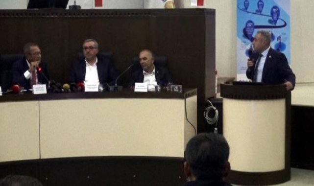 KMTSO meclisinde milletvekili ile meclis başkanı arasında 'Siyasi konu' gerginliği