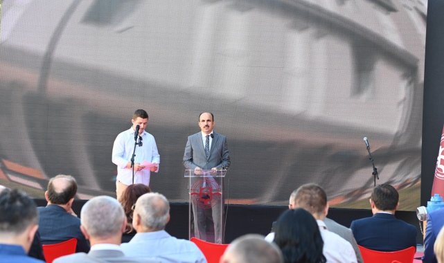Konya'dan Bosnalı öğrencilere destek