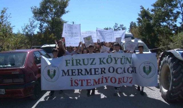 Köy sakinleri mermer ocağı için eylem yaptı