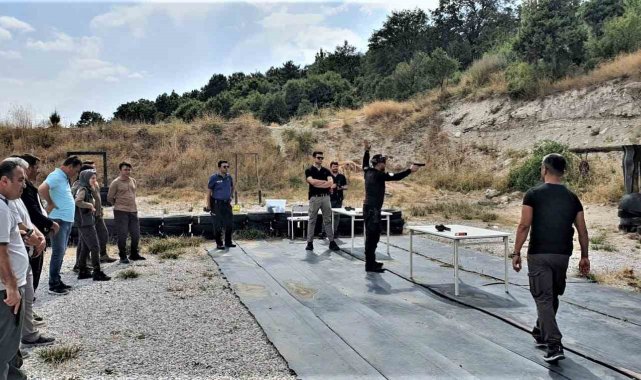 Kütahya'da Orman Muhafaza Memurlarına silah kullanma eğitimi