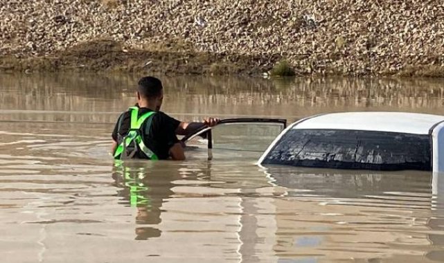 Libya'da sel felaketi: 10 bin kayıp var