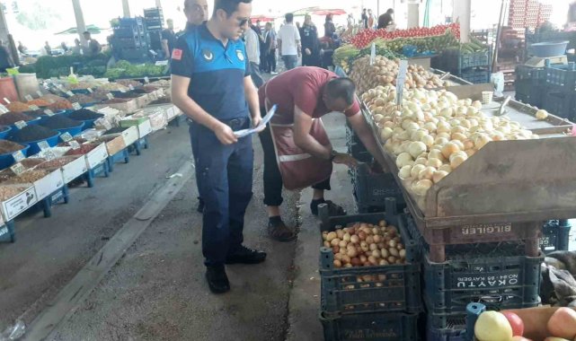 Melikgazi Belediyesi zabıta ekipleri pazar yerlerini denetledi