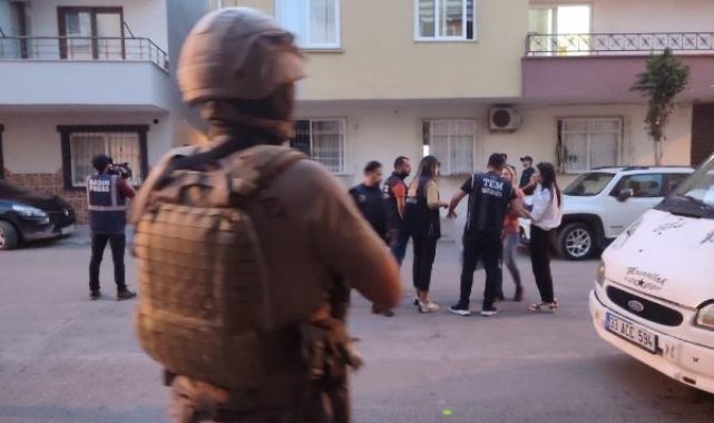 Mersin'de PKK, DEAŞ ve FETÖ'ye eş zamanlı şafak operasyonu: 4 gözaltı