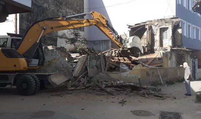 Metruk binalar ortadan kalkıyor