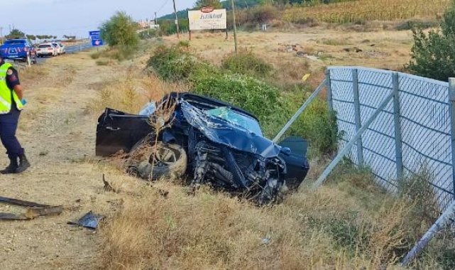 Minibüse çarpan otomobilin hız kadranı 240 kilometrede takılı kaldı: 3 ölü, 3 yaralı
