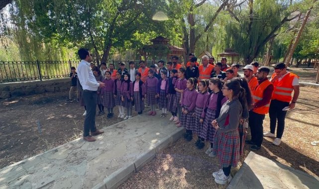 Muradiye'de "Dünya temizlik günü' etkinliği düzenlendi
