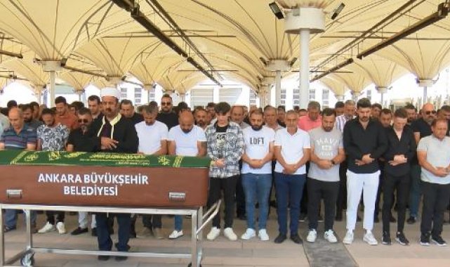 Oğlunu öldürdükten sonra intihar eden baba, önceki gün eşine mesaj atmış