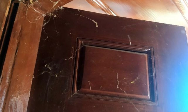 Örümcek ağları bağlamıştı...Başkan o camiye sahip çıktı