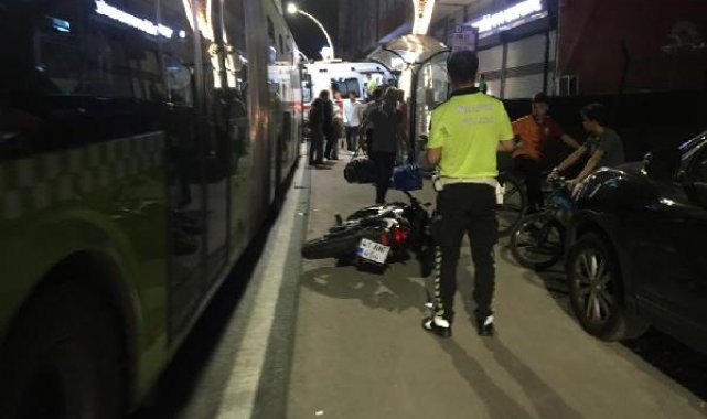 Otobüsten inen kadına çarpan motosikletin sürücüsü, 8 gün sonra öldü
