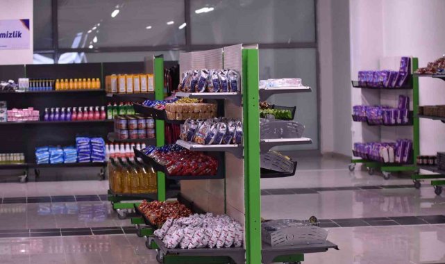 Paranın geçmediği market, ihtiyaç sahiplerine 5 milyonluk yardım sağladı