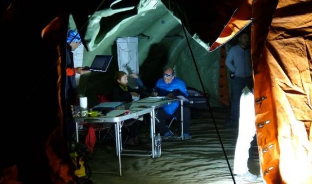 Rahatsızlandığı mağarada müdahale edilen ABD'li araştırmacı ayağa kalktı; çıkışı bekleniyor