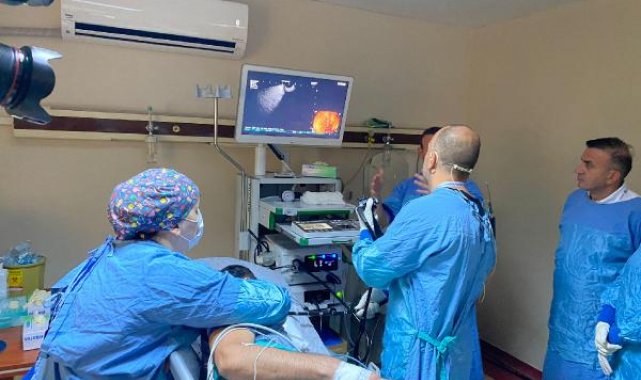 Rize'de 'endoskopik ultrasonografi cihazı' eğitimi verilirken hastalara da teşhis koyuldu