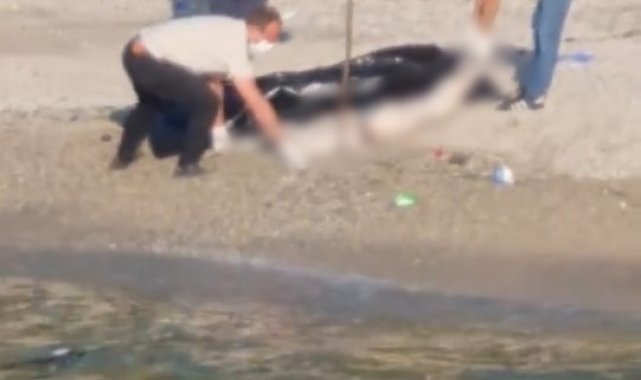 Sahile başı, el ve ayakları olmayan kadın cesedi vurmuştu, dehşet görüntüler ortaya çıktı
