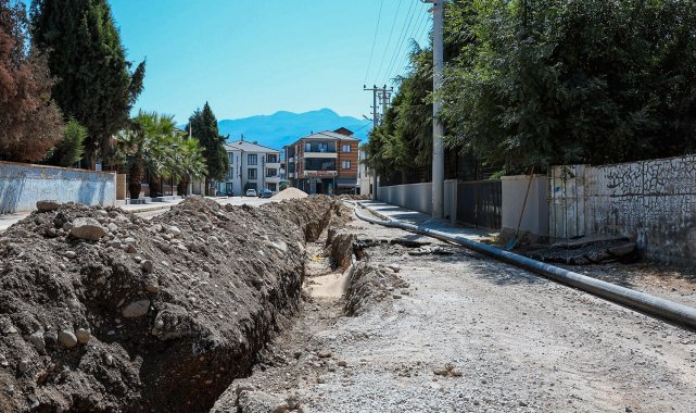 Sakarya Büyükşehir Belediyesi güçlü altyapı çalışmalarını Akyazı ile buluşturdu
