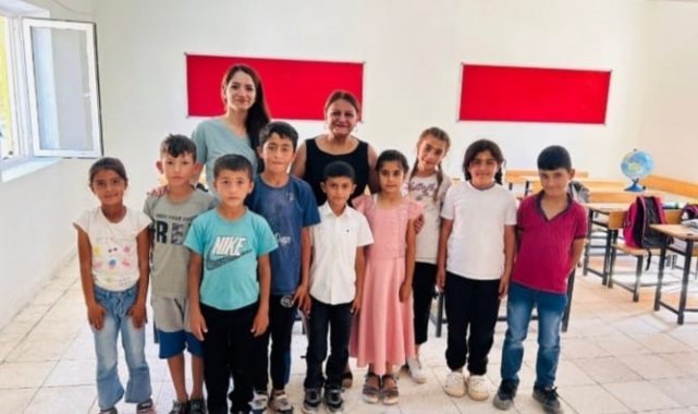 Sanatçı Neşe Bakay'dan, Çermik'teki öğrencilere kırtasiye yardımı