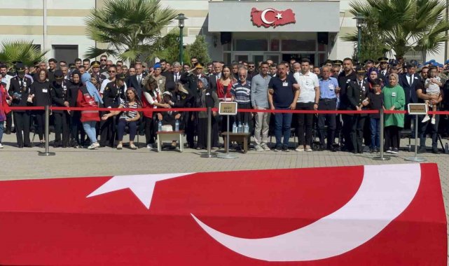 Şehit Hasan Bozkurt için Osmaniye'de tören düzenlendi