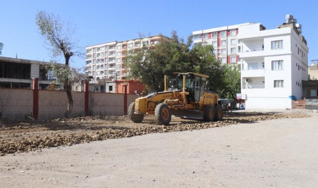 Siirt Belediyesi kent merkezinde trafiği rahatlatıyor