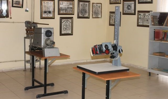 Siirt Lisesi müzesi tarihe ışık tutuyor