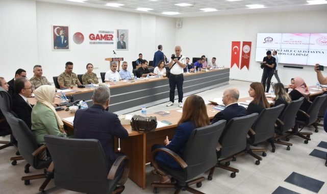 Siirt'te aile çalıştayı düzenlendi
